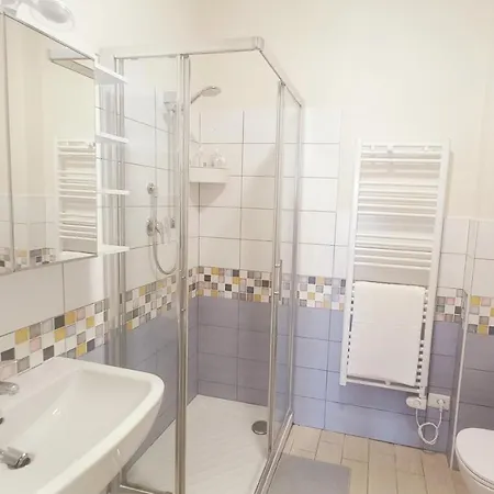 Flora Marina E Oasi Marina - Fronte Mare アパート *